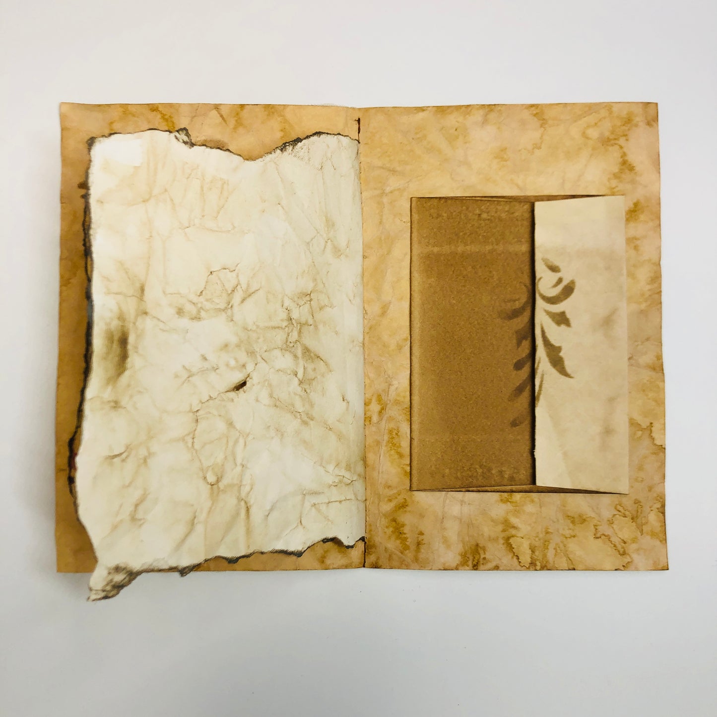 Carnet de pensées - Dentelle imprimée avec image de la Madone
